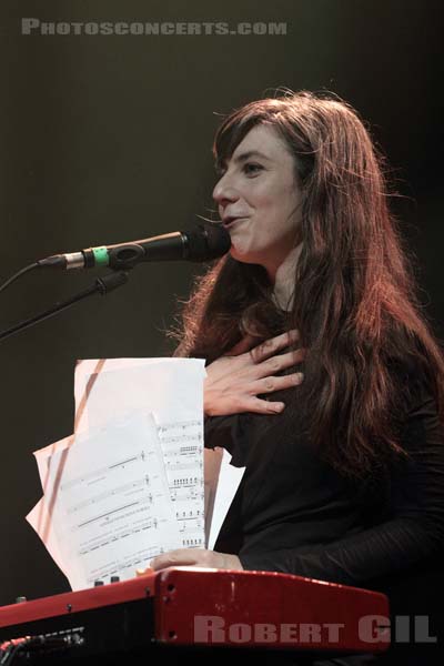 JULIA HOLTER - 2016-11-11 - PARIS - Gaite Lyrique - 